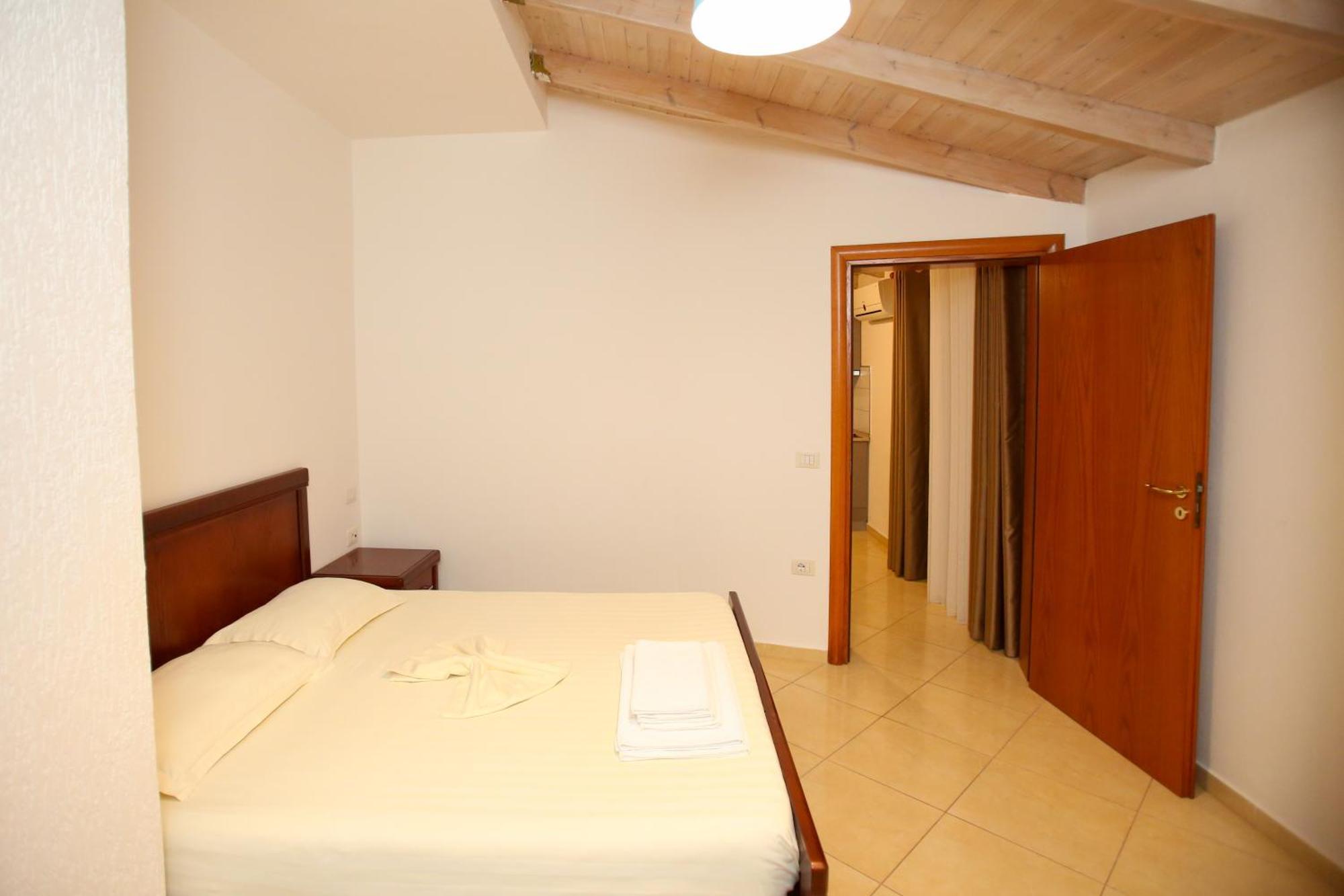 Apartamento Ionian Seaview Himarë Exterior foto