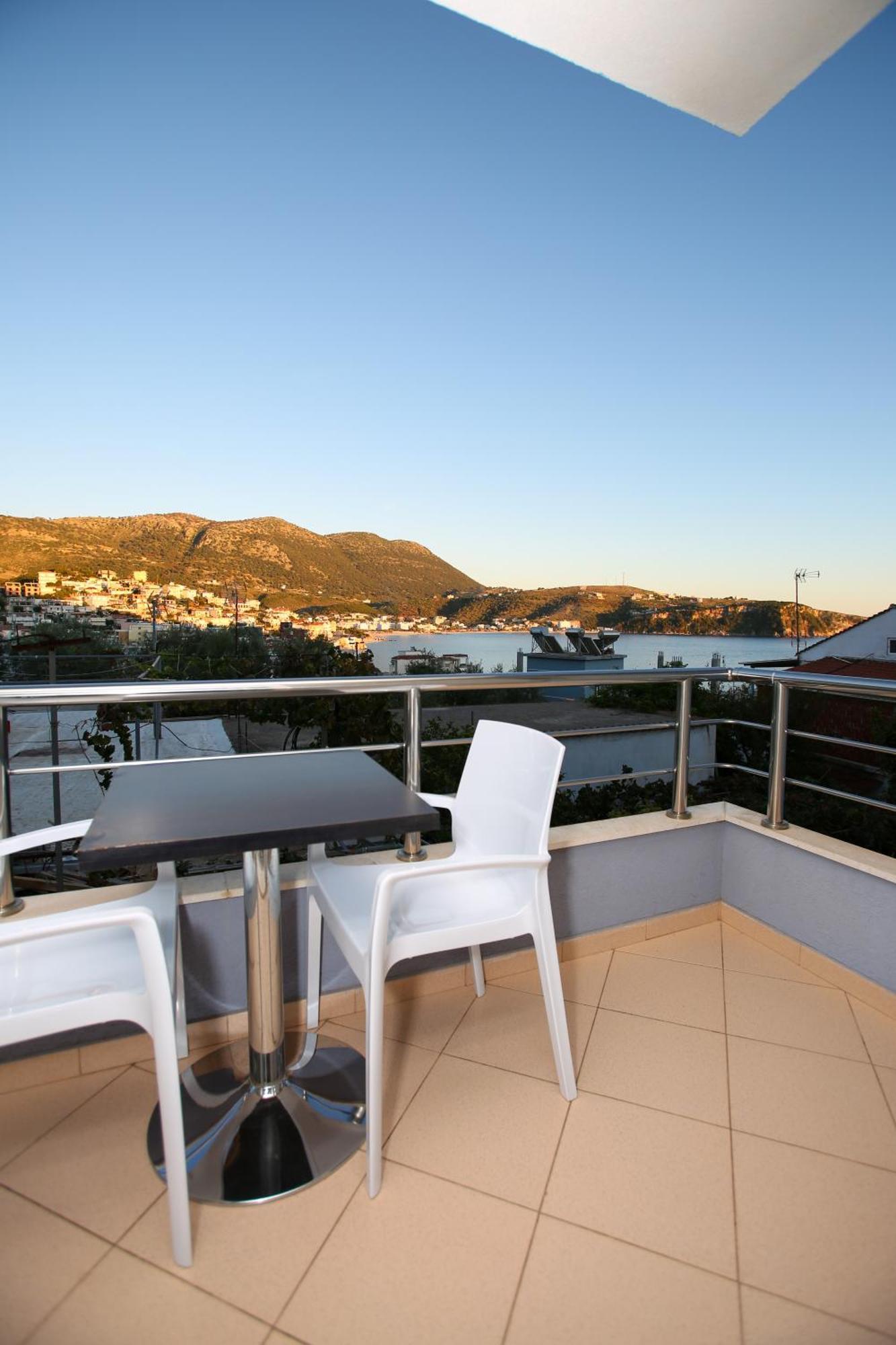 Apartamento Ionian Seaview Himarë Exterior foto
